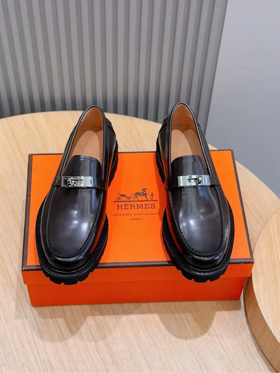 Hermes Shoe 